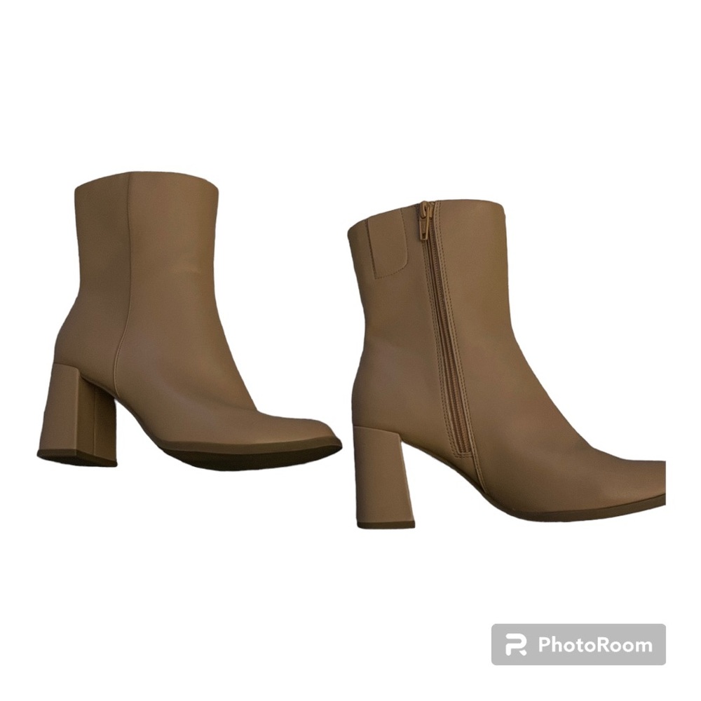 Tan Boots!